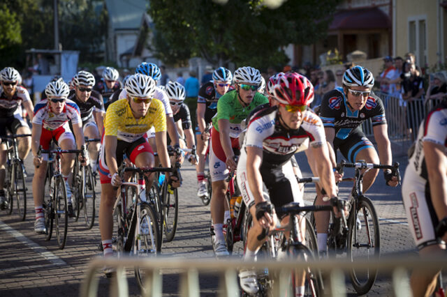 Bowden-Elite-Team-Series-final-cycling-race-2013-Unley-2